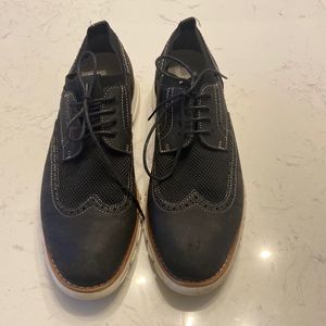 Curt & Larson dress shoe lightly worn